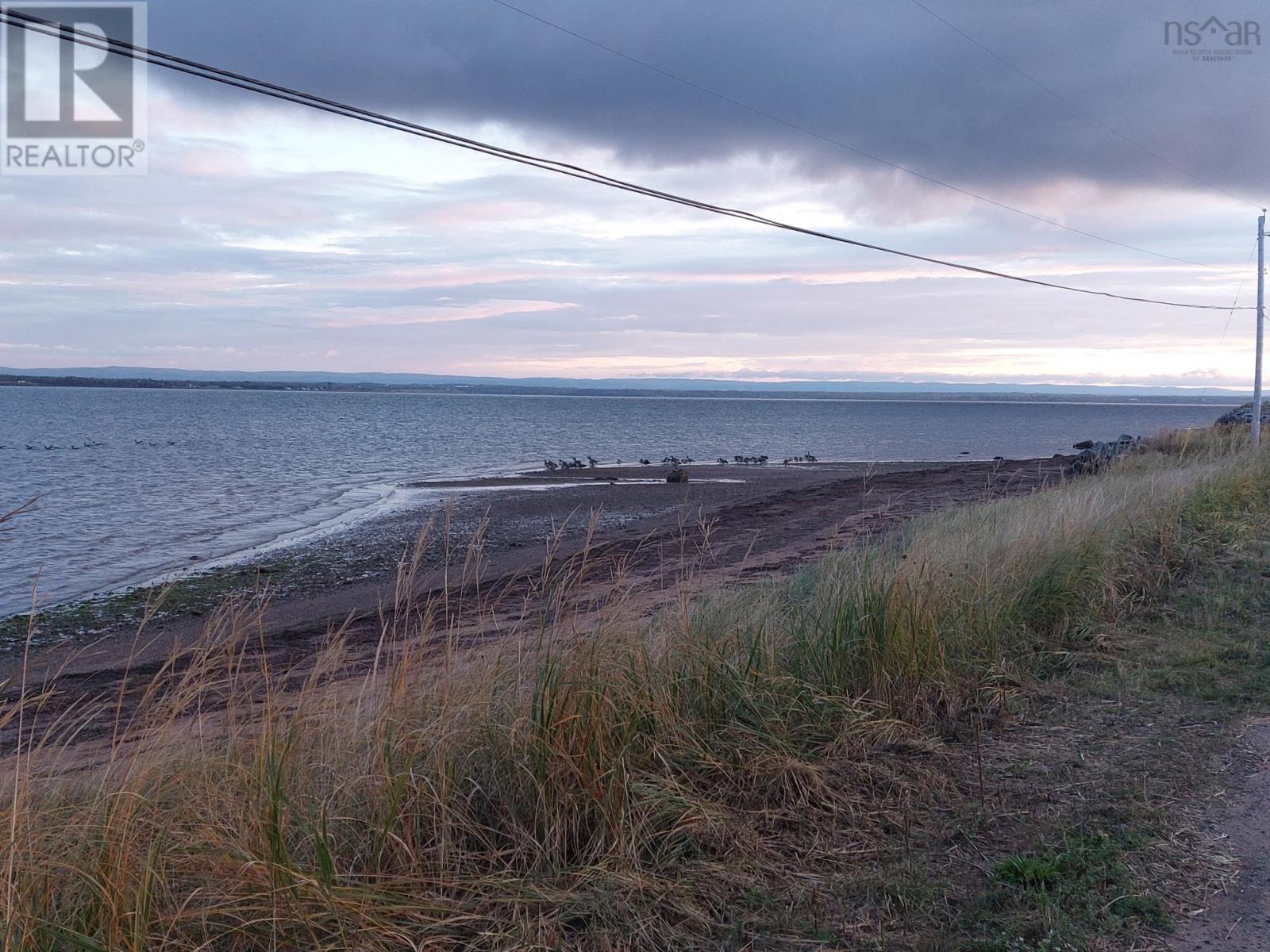 Property 3 of 18 of Malagash Road