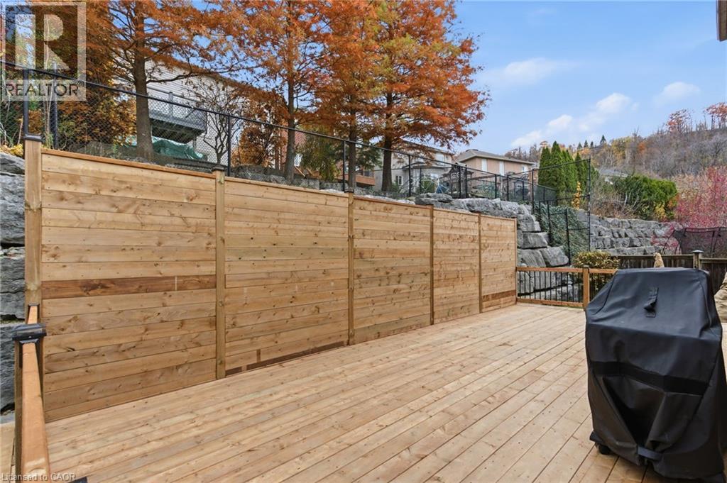 43 WOODLAWN Court, Dundas, Ontario, L9H7S2 — Photo 37