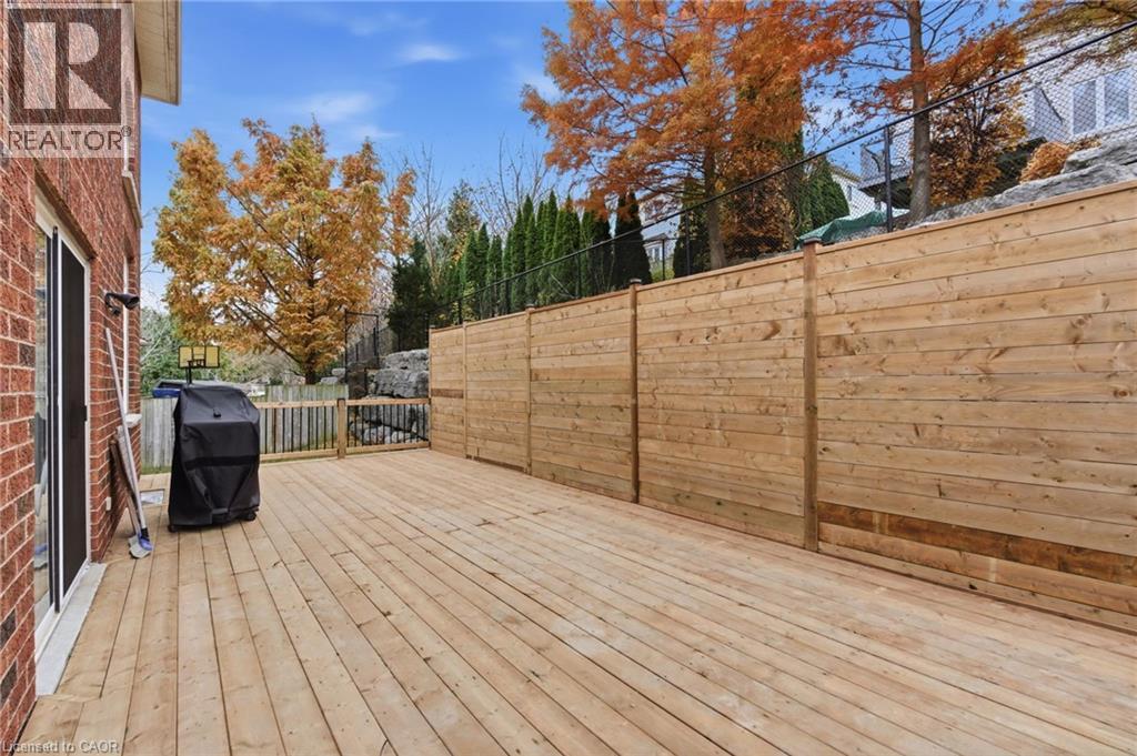 43 WOODLAWN Court, Dundas, Ontario, L9H7S2 — Photo 36