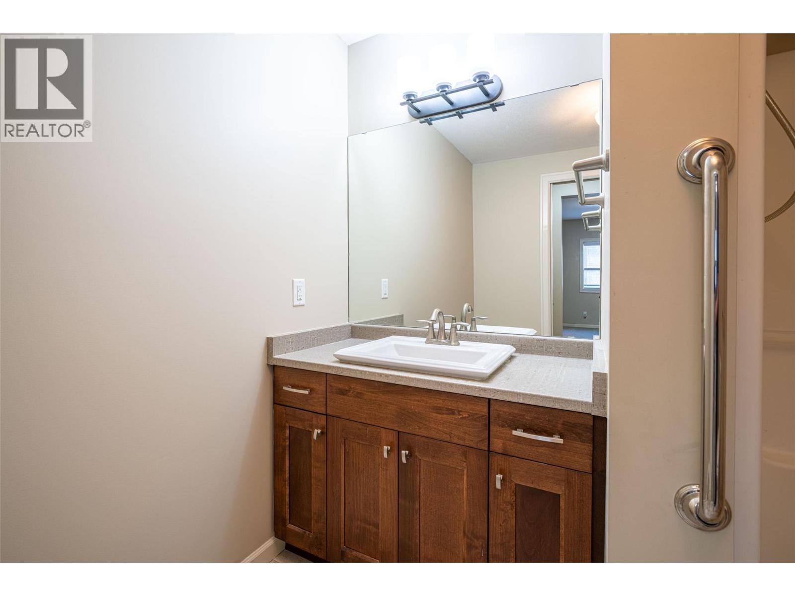 3010 35 Street Unit# 106, Vernon