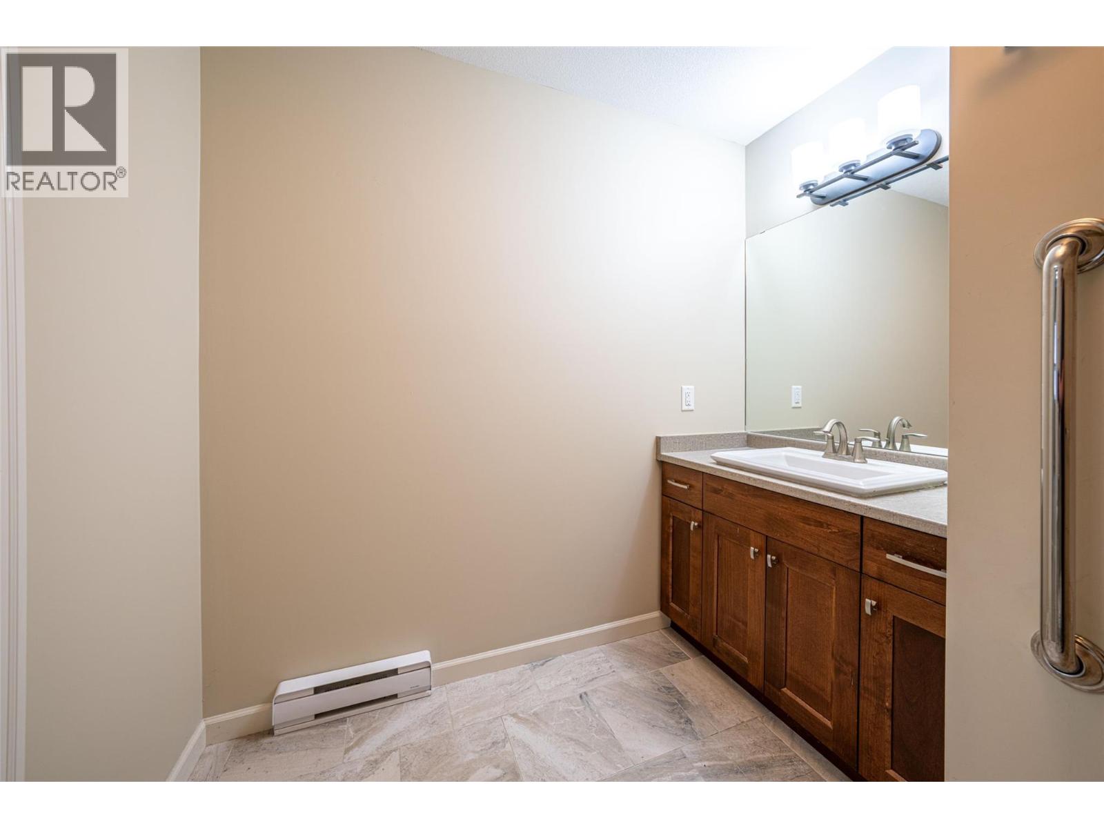 3010 35 Street Unit# 106, Vernon