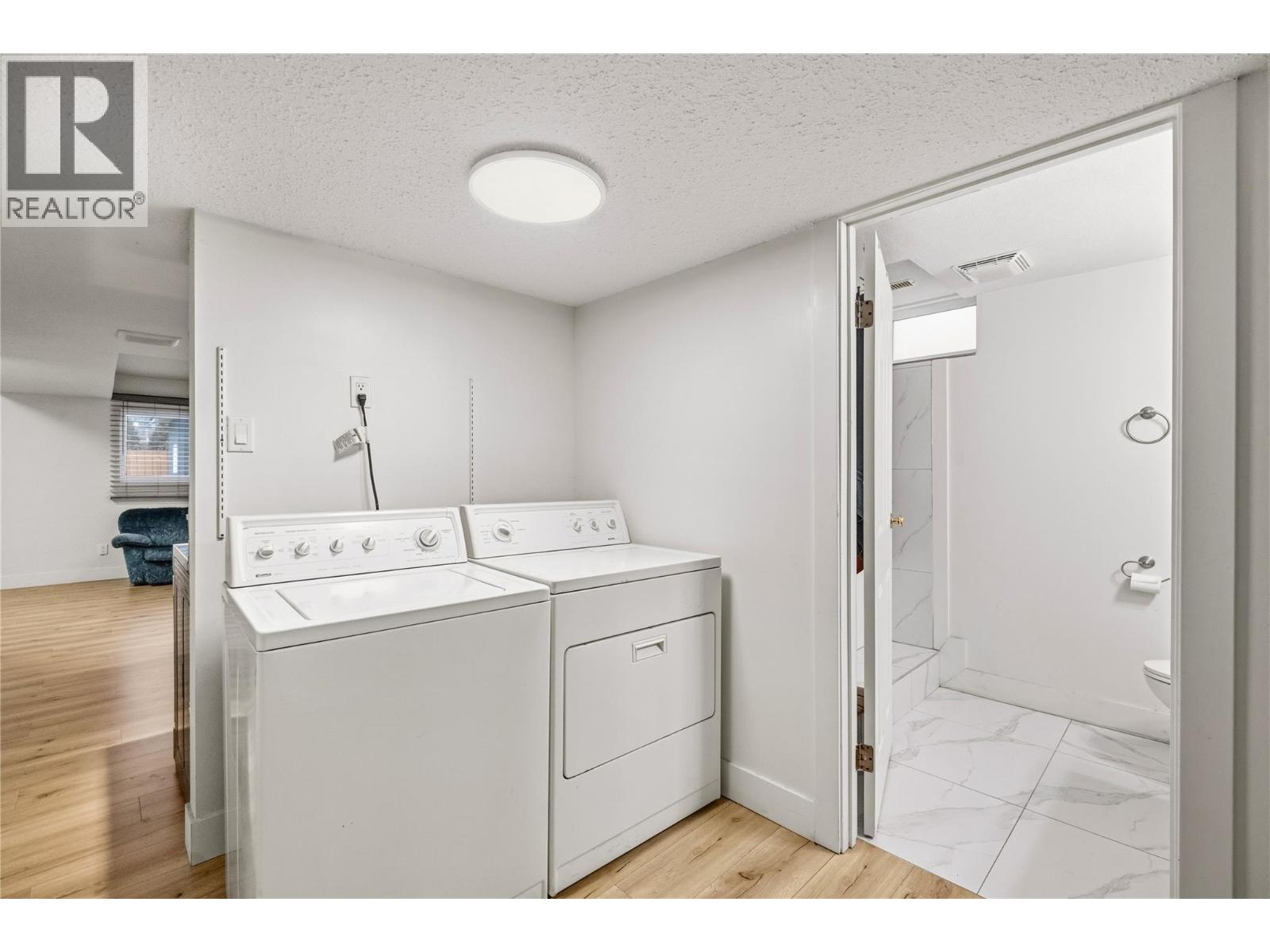  1432 Athans Court, Kelowna