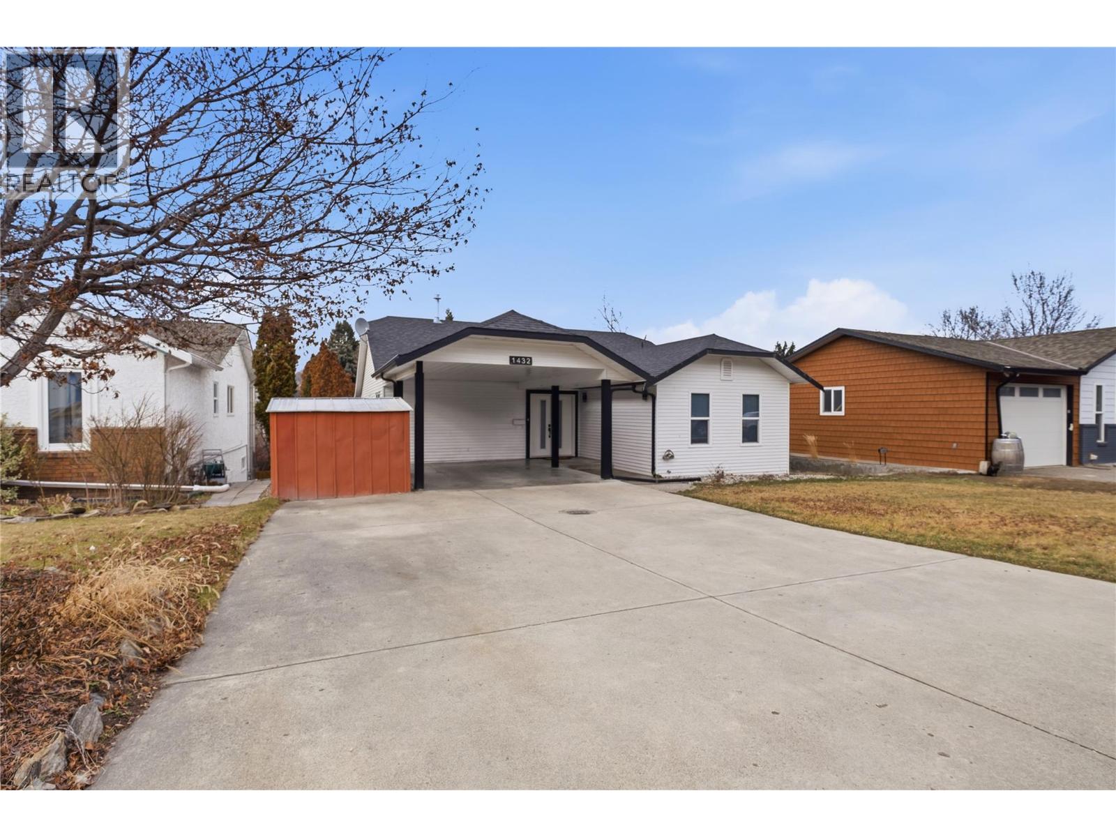  1432 Athans Court, Kelowna