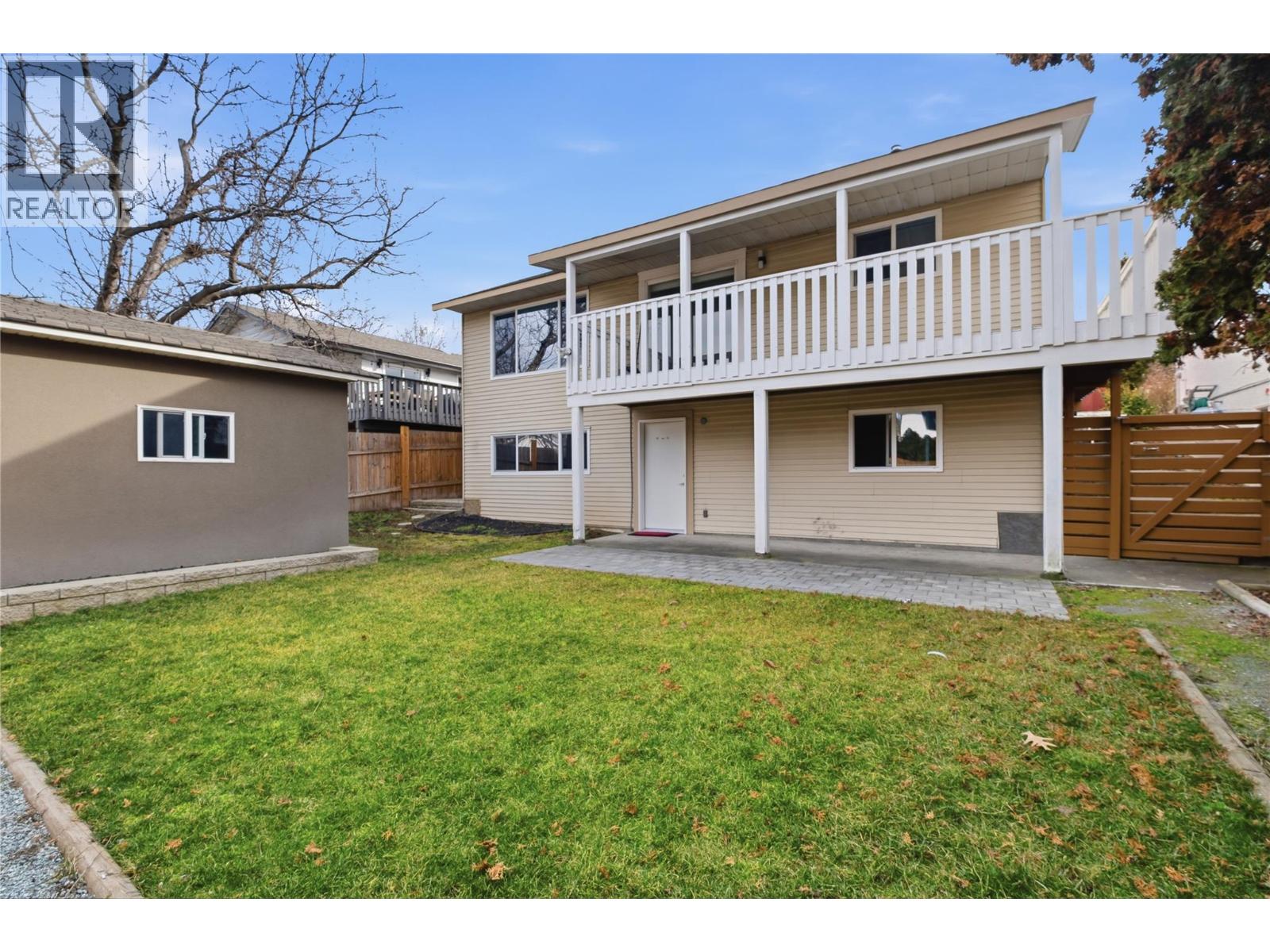  1432 Athans Court, Kelowna