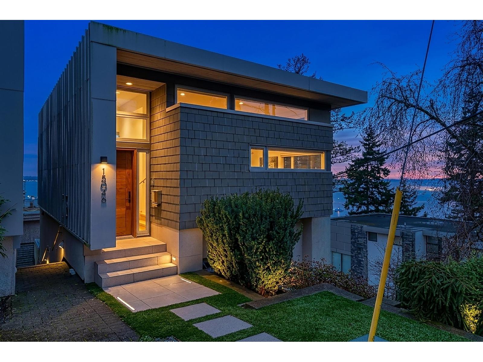 15046 BUENA VISTA AVENUE, White Rock