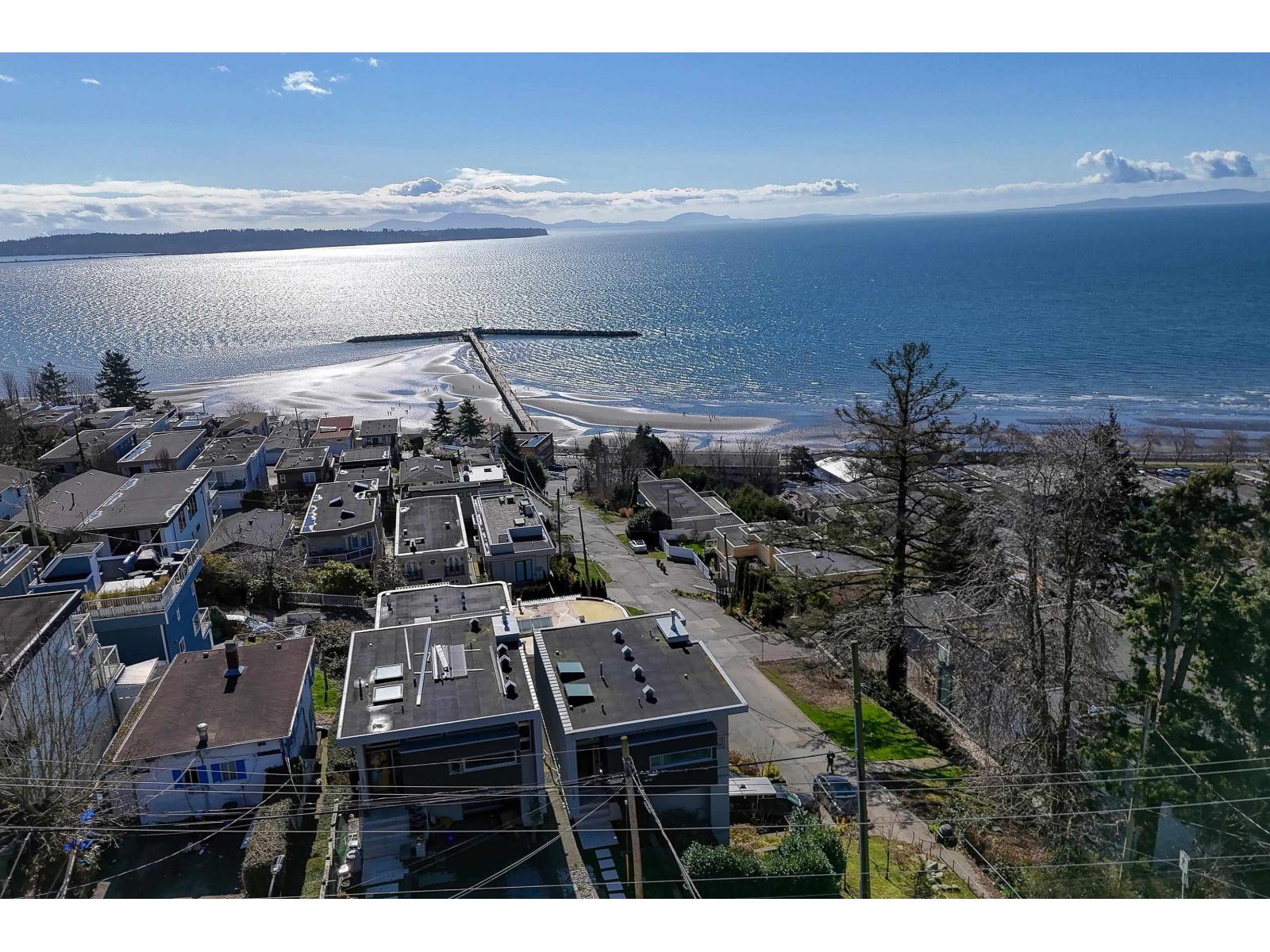 15046 BUENA VISTA AVENUE, White Rock