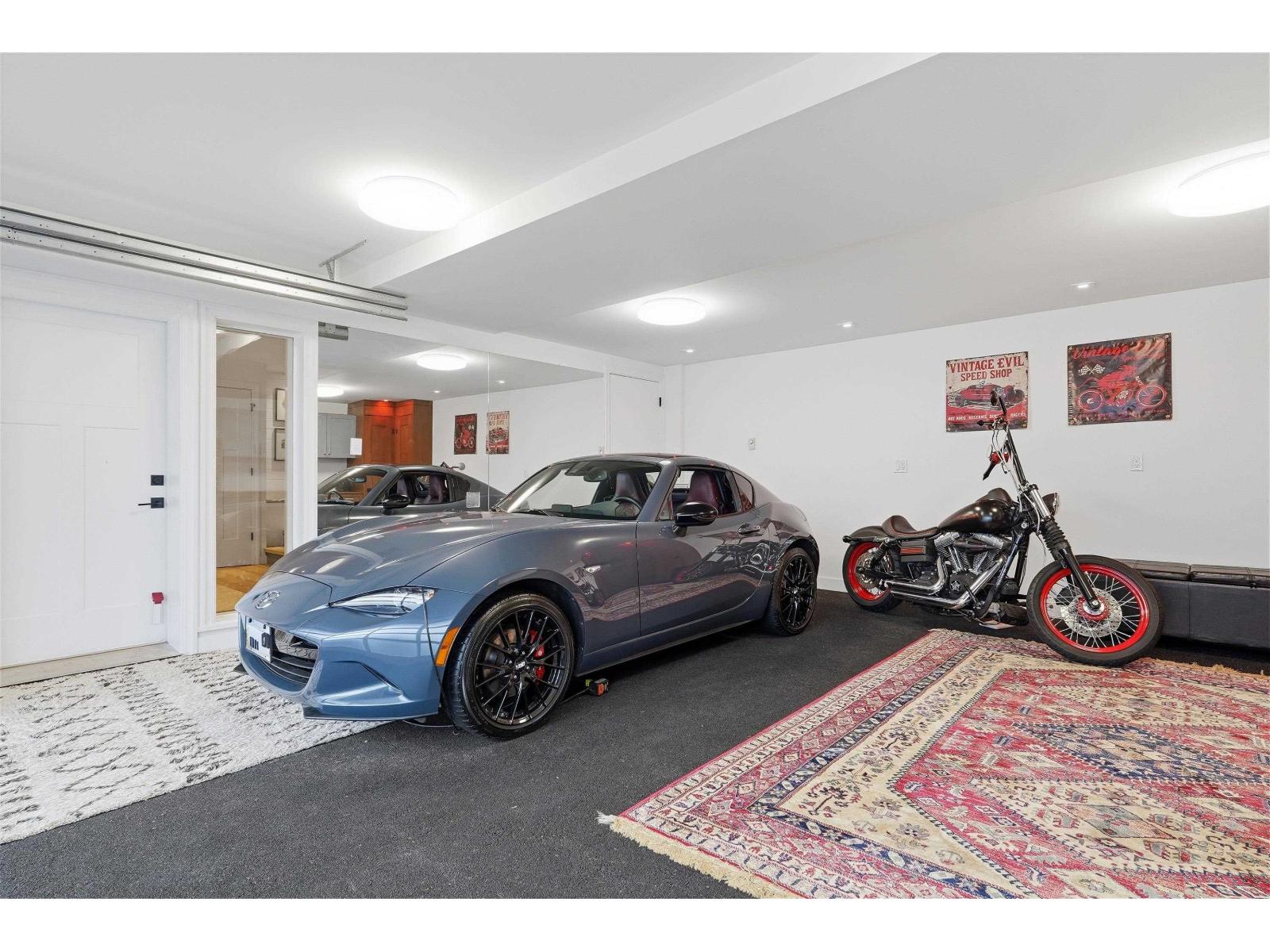 15046 BUENA VISTA AVENUE, White Rock