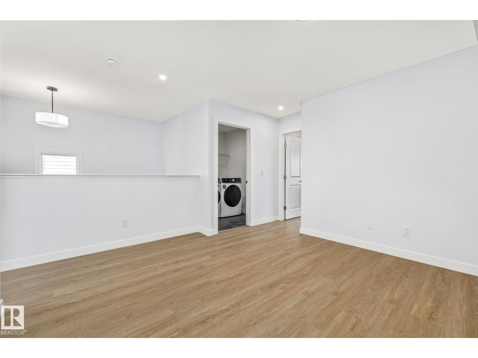 110 Honeysuckle GR, Leduc