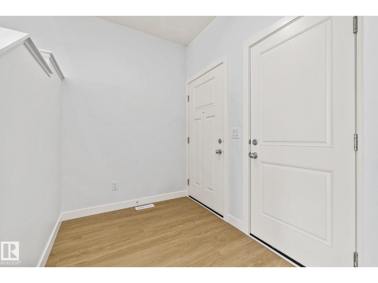 110 Honeysuckle GR, Leduc