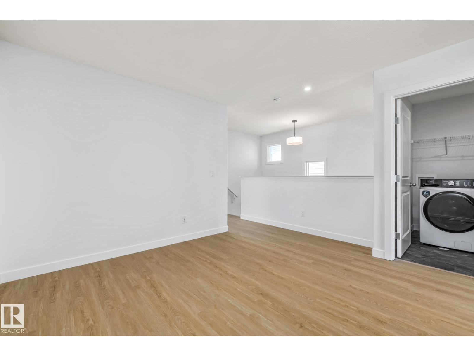 110 Honeysuckle GR, Leduc