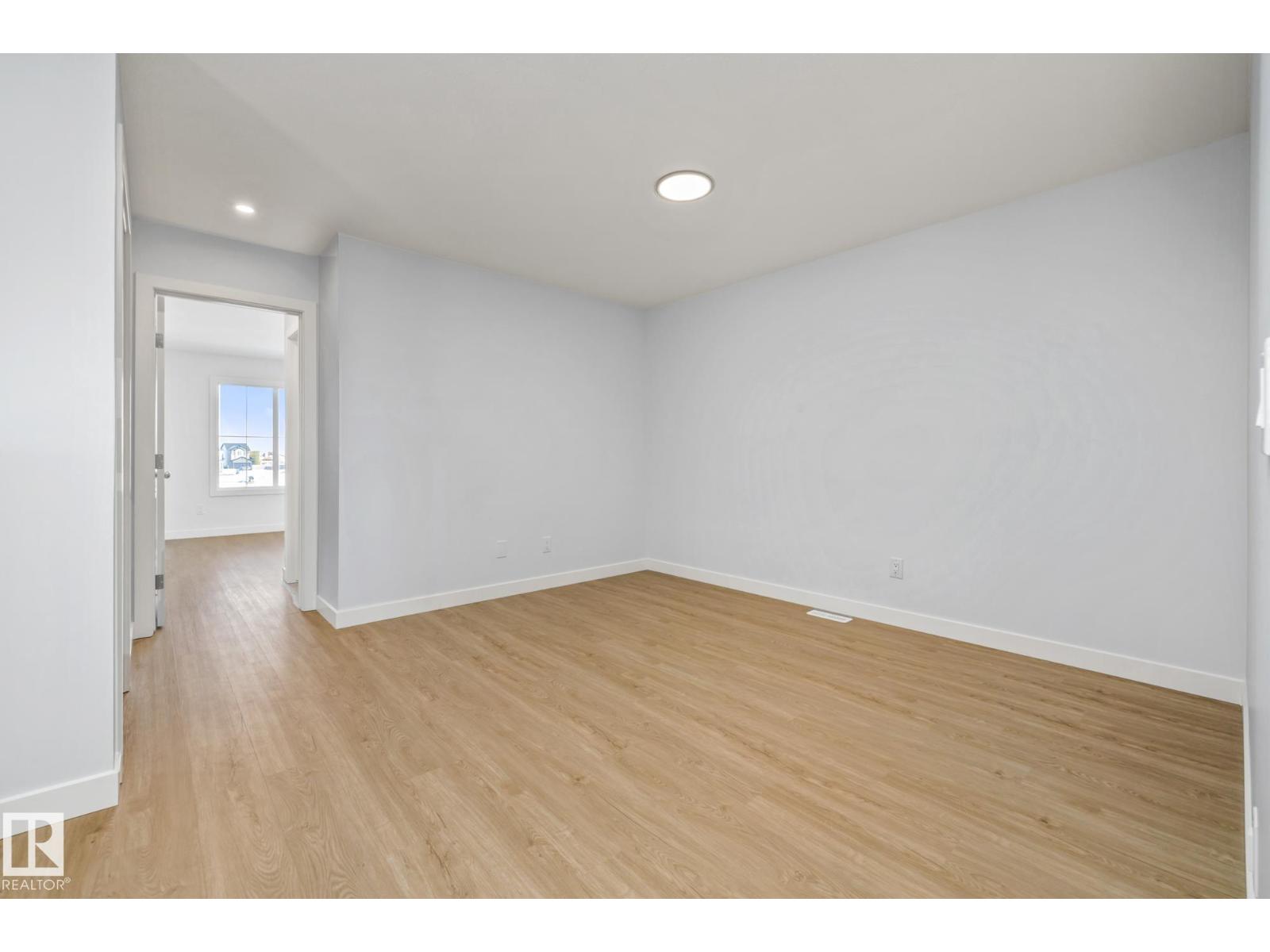 110 Honeysuckle GR, Leduc