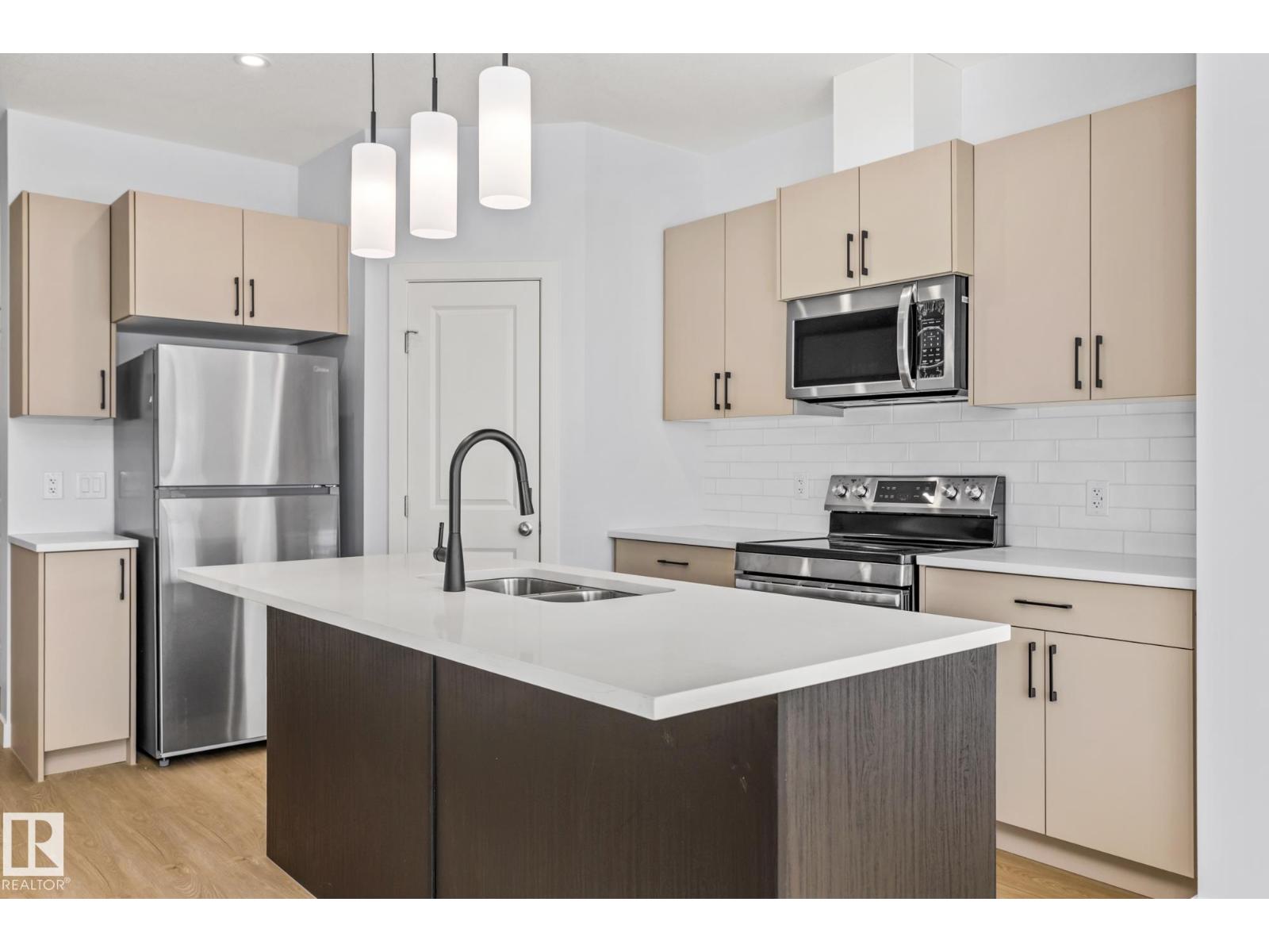 110 Honeysuckle GR, Leduc