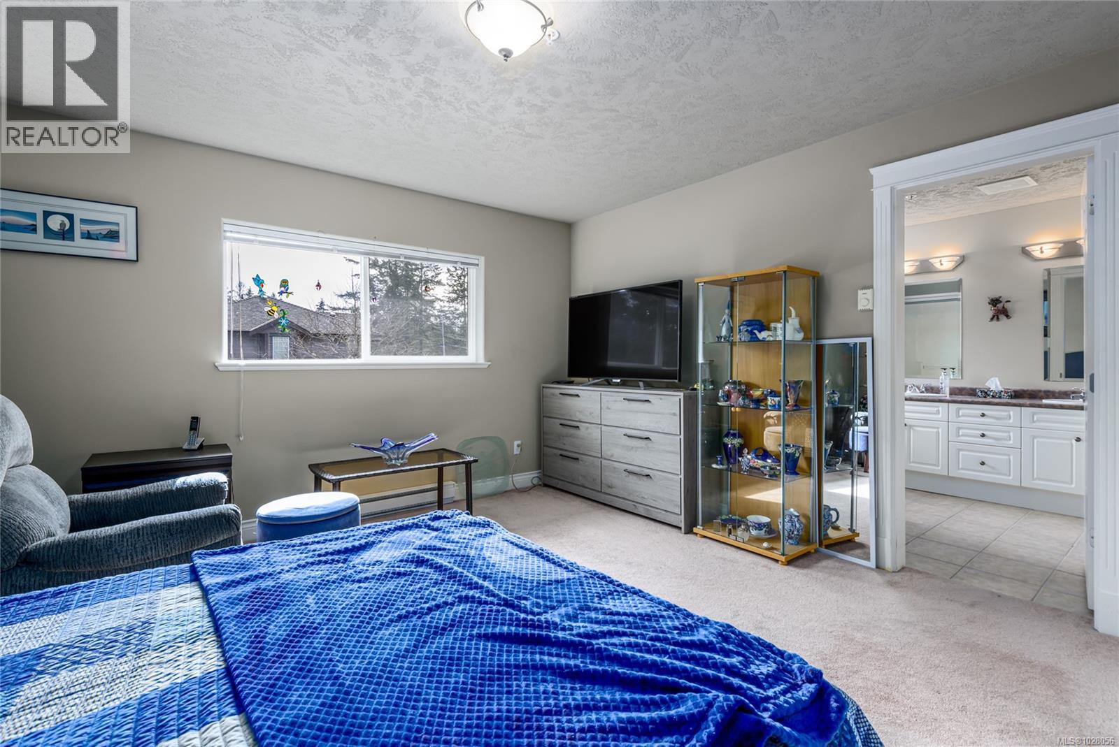 #17 1930 CAPELIN PL - 21