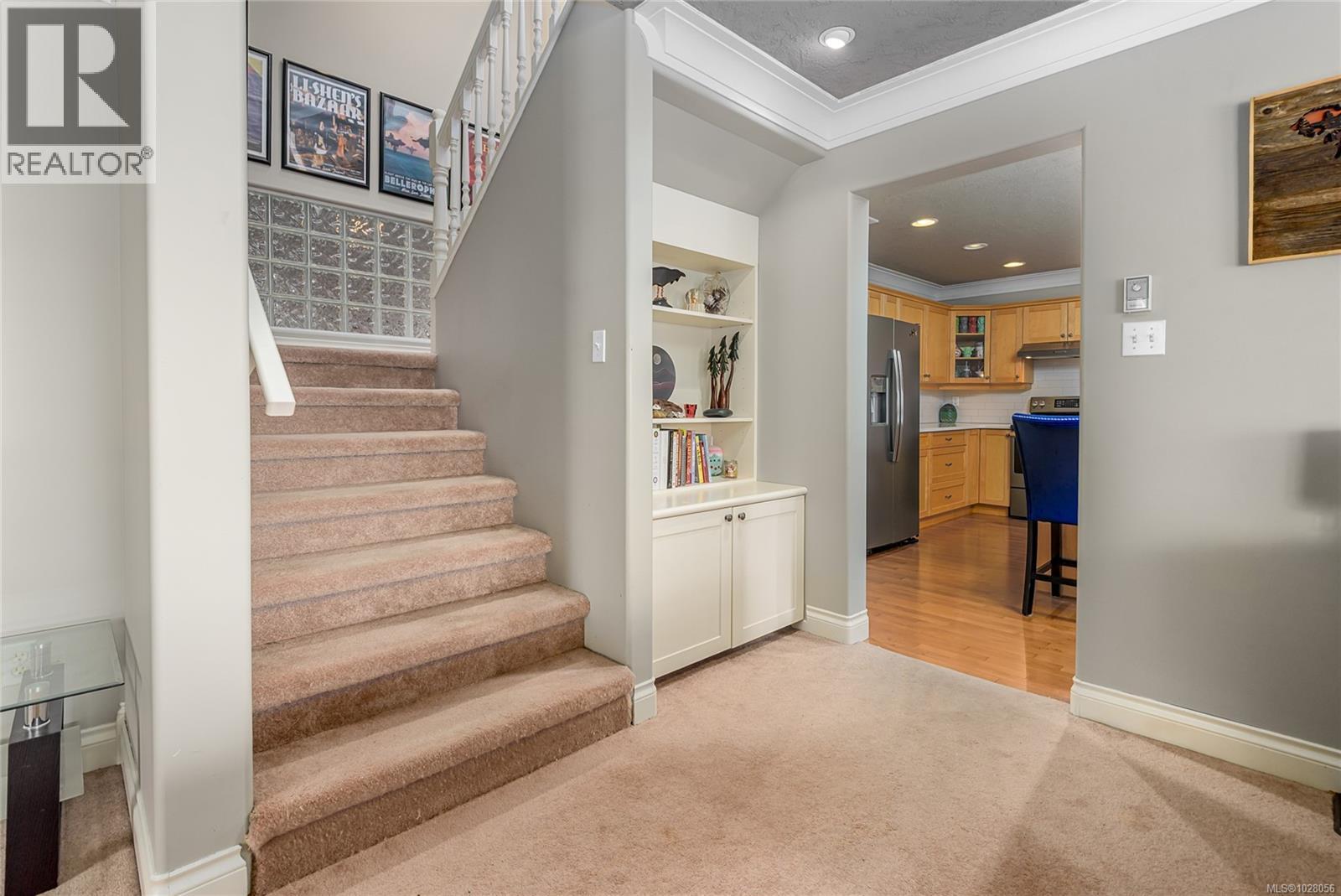 #17 1930 CAPELIN PL - 25