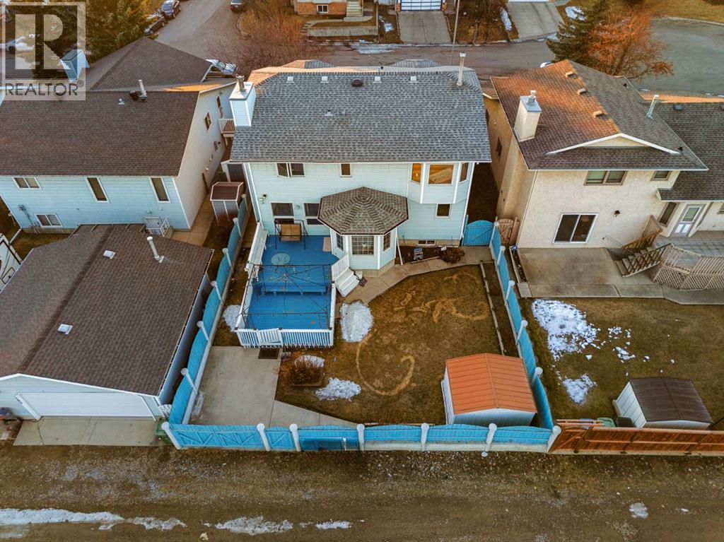 Single Family House for Sale in  Pasadena Green NE Monterey Park Calgary 