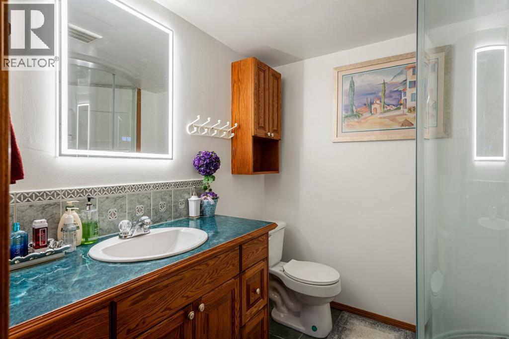 Single Family House for Sale in  Pasadena Green NE Monterey Park Calgary 