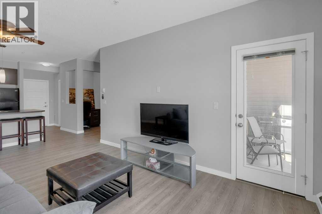 207 Sunset Drive, Cochrane