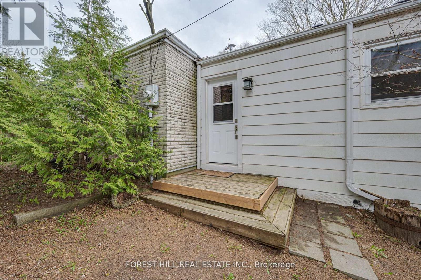 40 CONNOR DRIVE - 29
