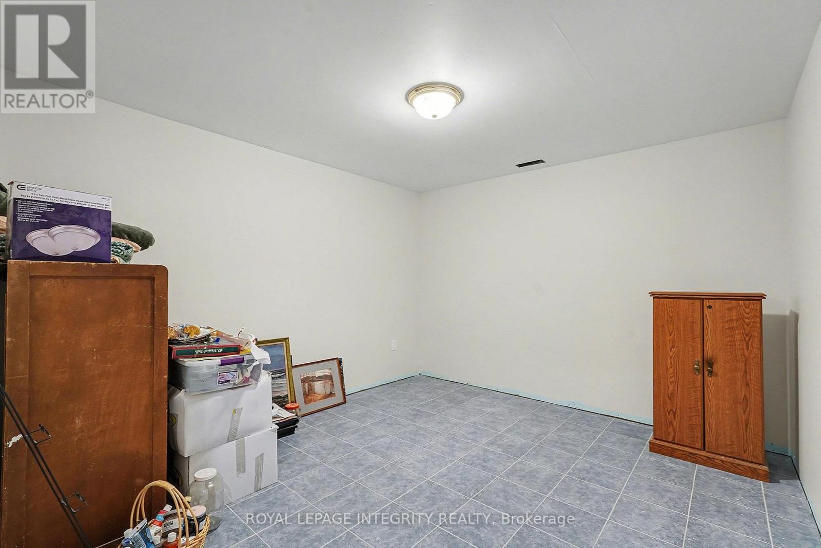 8688 HWY 511 HIGHWAY - 23
