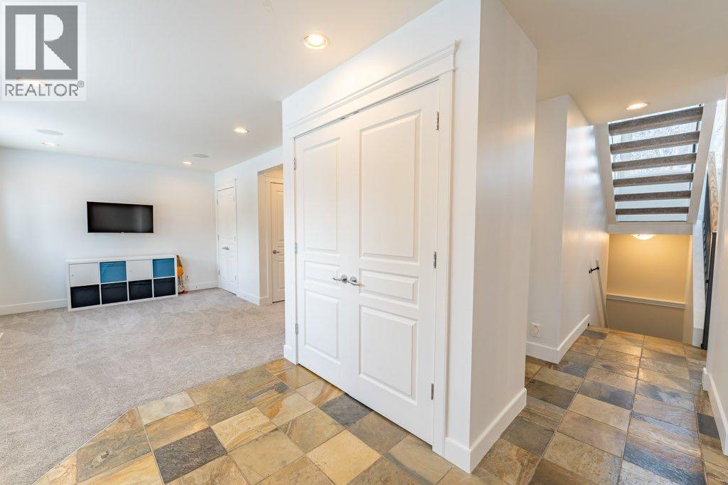 
          5227 Carney Road Northwest
            <br/>
            <span>Calgary</span>
            , 
            <span>AB</span>
             <span>T2L1G1</span>
         - Photo 16