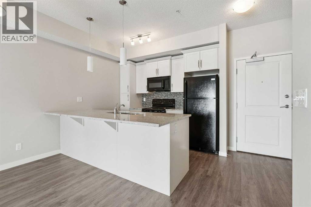 101 Sunset Drive, Cochrane