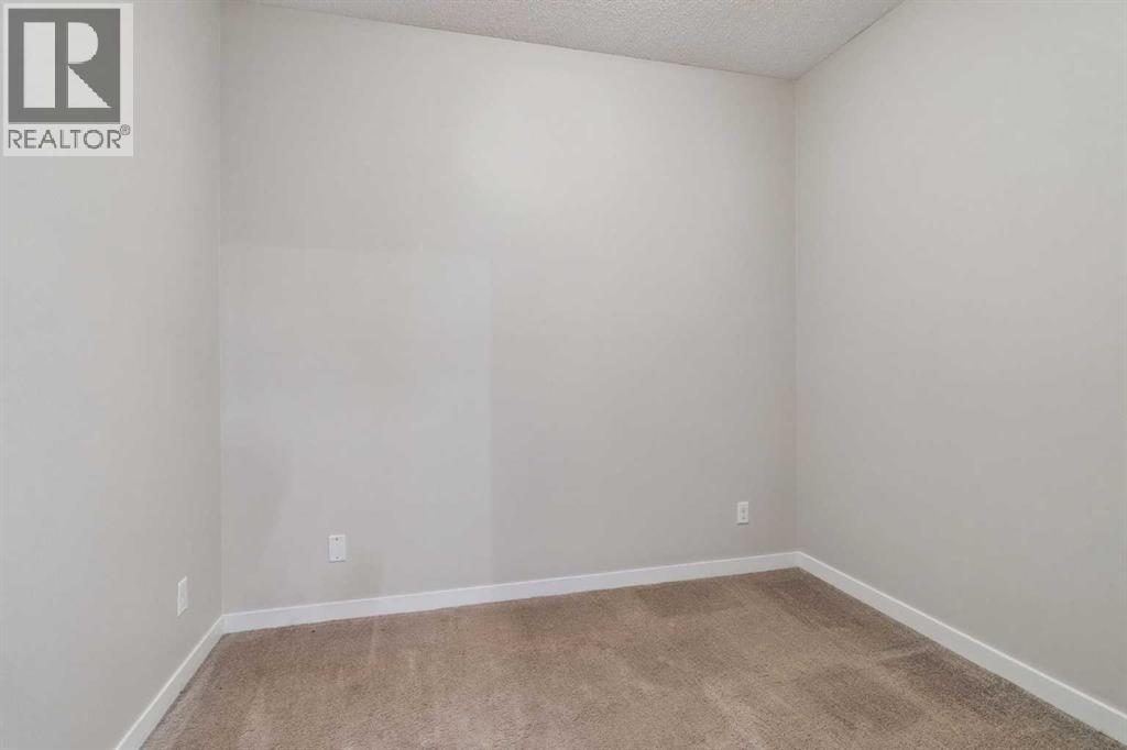 101 Sunset Drive, Cochrane