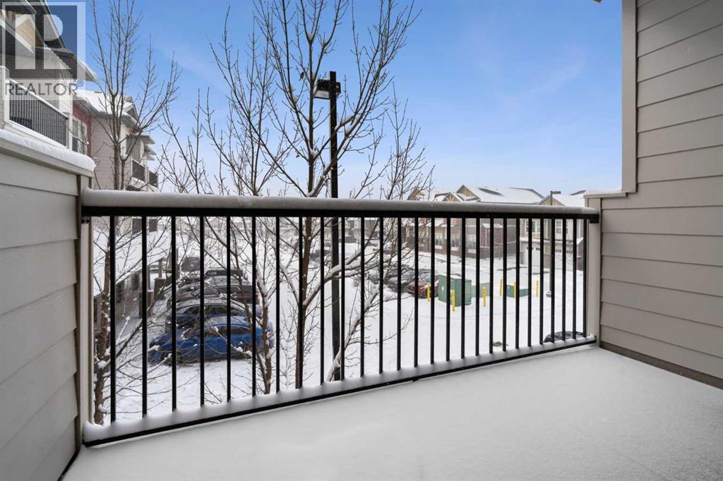 101 Sunset Drive, Cochrane