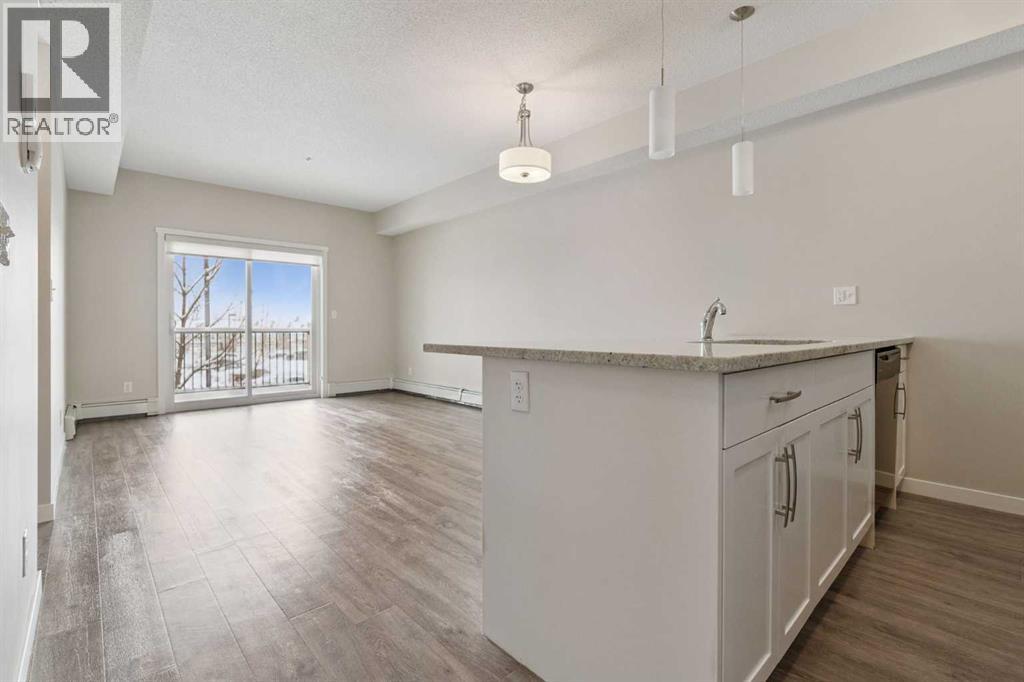 101 Sunset Drive, Cochrane