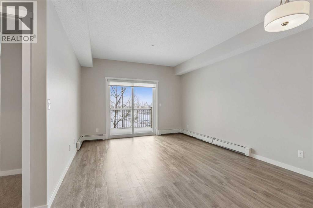 101 Sunset Drive, Cochrane