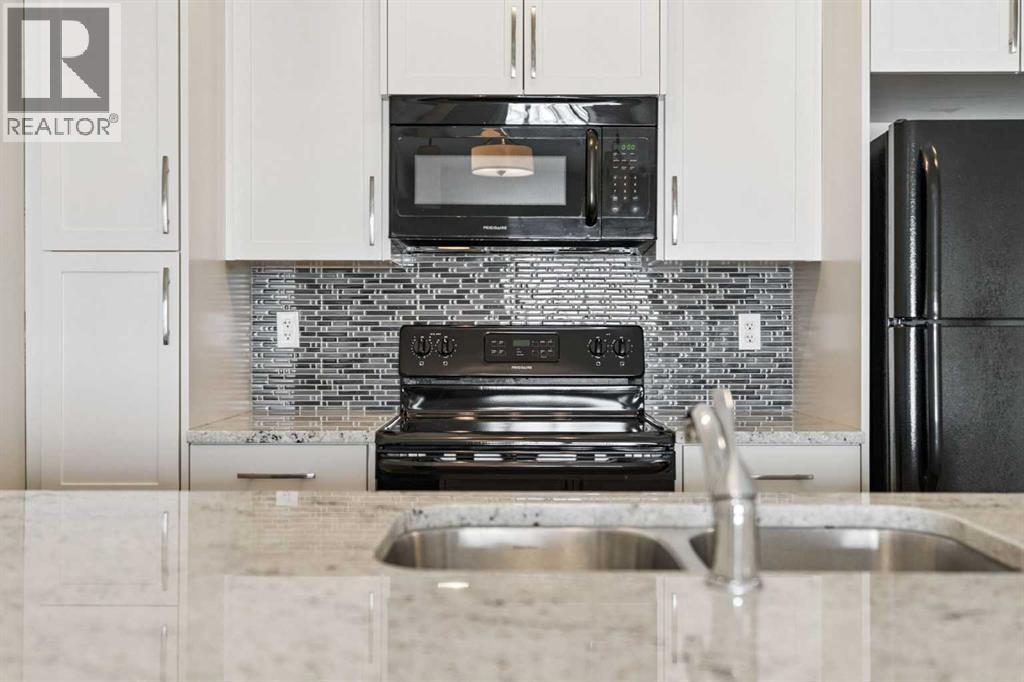 101 Sunset Drive, Cochrane