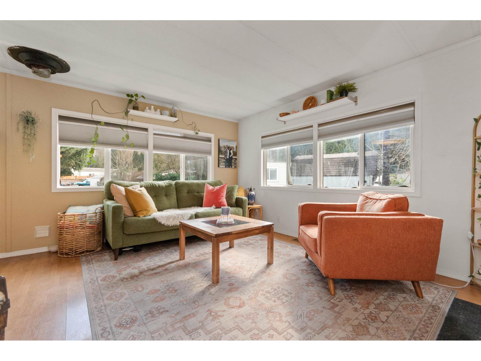 69 3942 COLUMBIA VALLEY HWY, Cultus Lake East, Cultus Lake