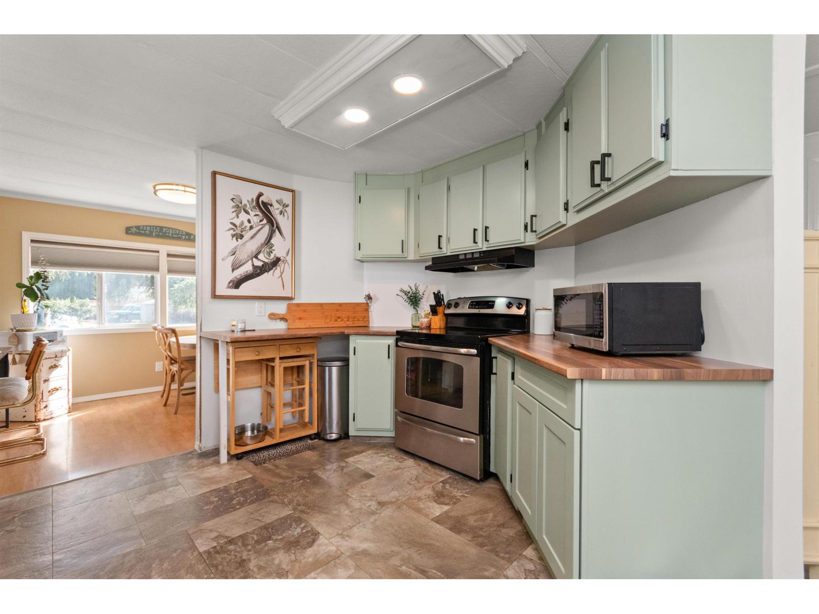 69 3942 COLUMBIA VALLEY HWY, Cultus Lake East, Cultus Lake