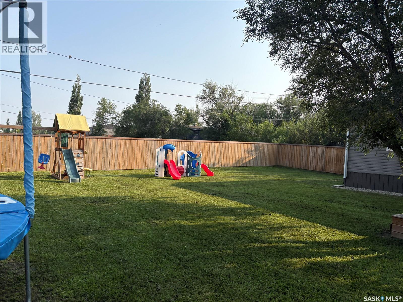 151 2nd AVENUE - 44
