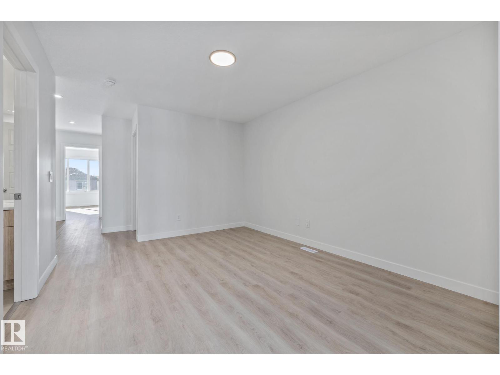 112 Honeysuckle GR, Leduc