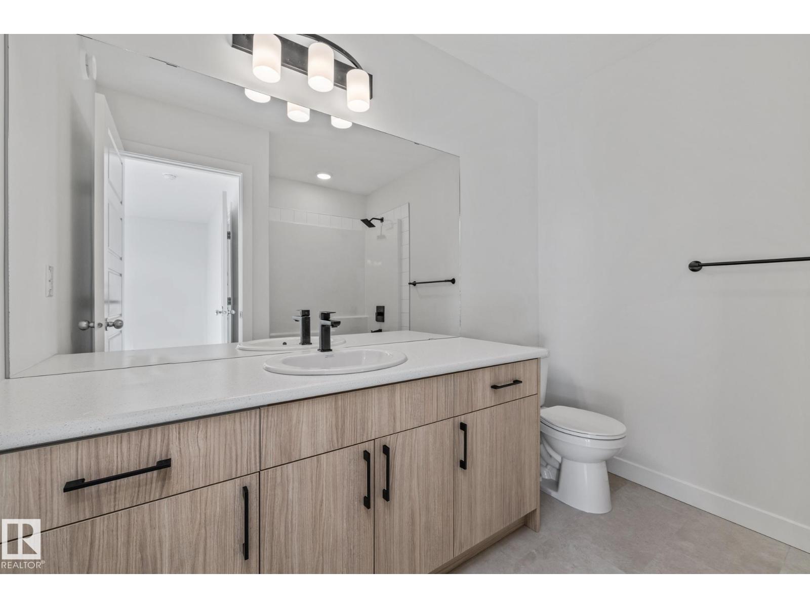 112 Honeysuckle GR, Leduc