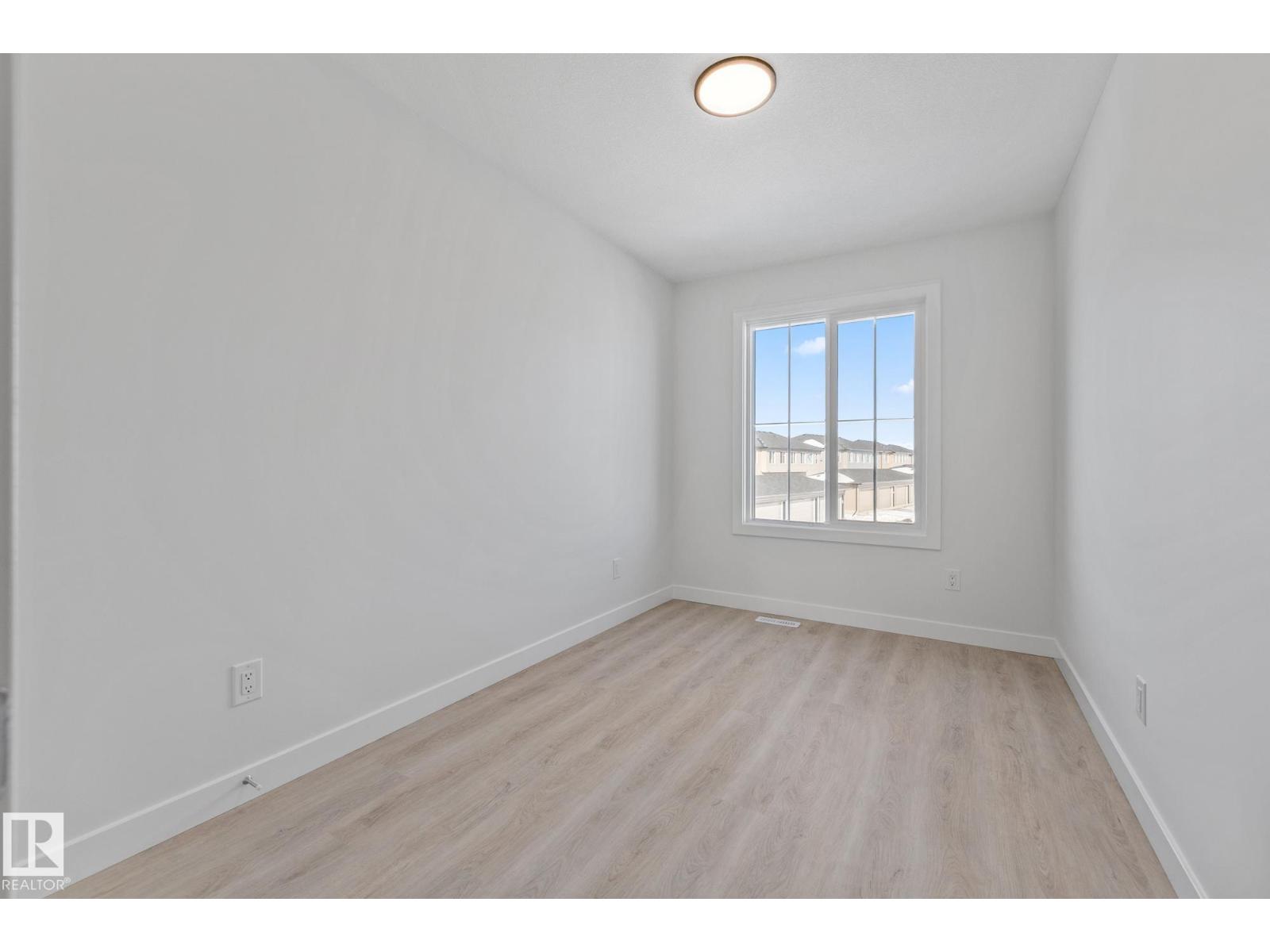 112 Honeysuckle GR, Leduc