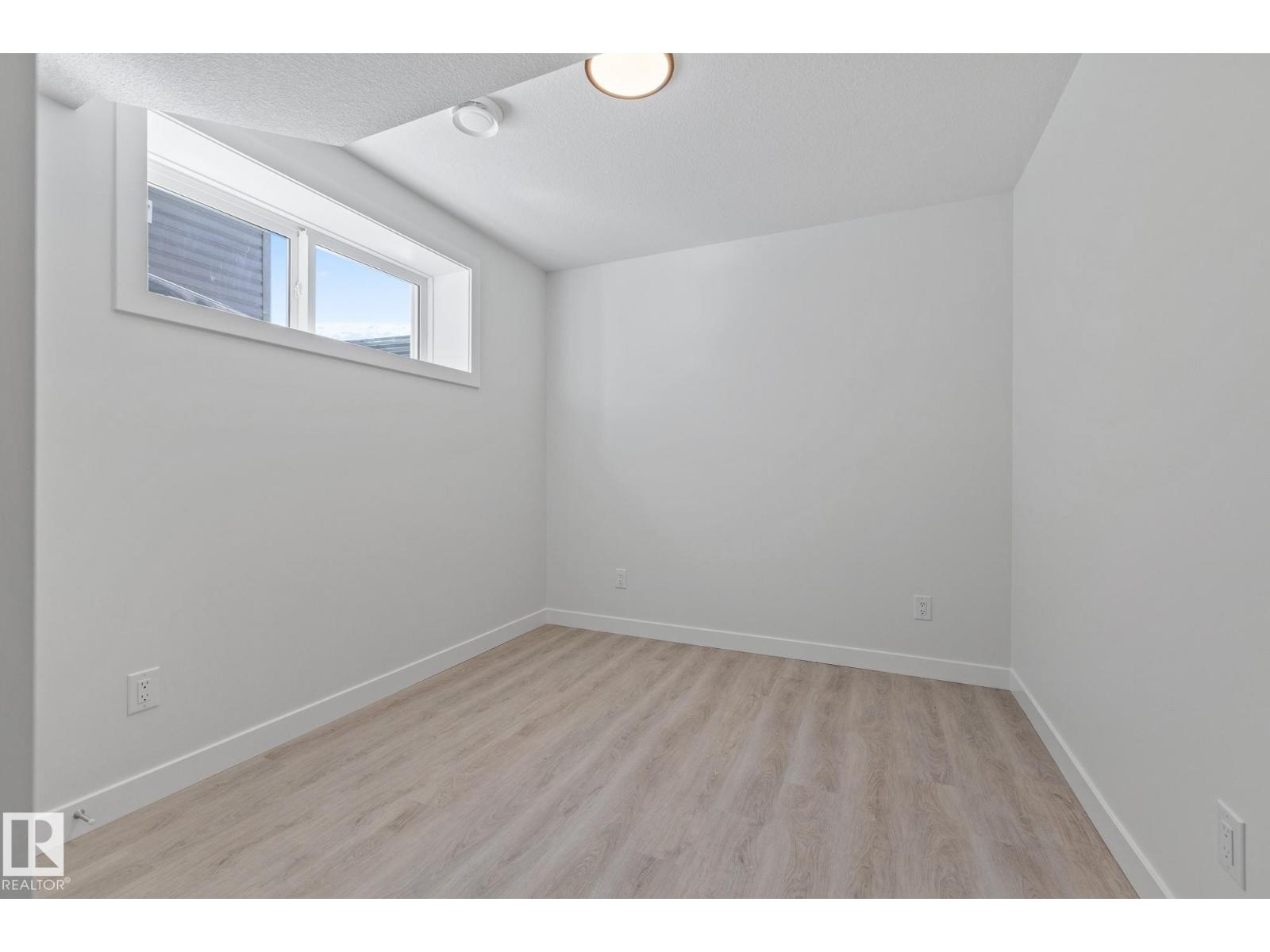 112 Honeysuckle GR, Leduc