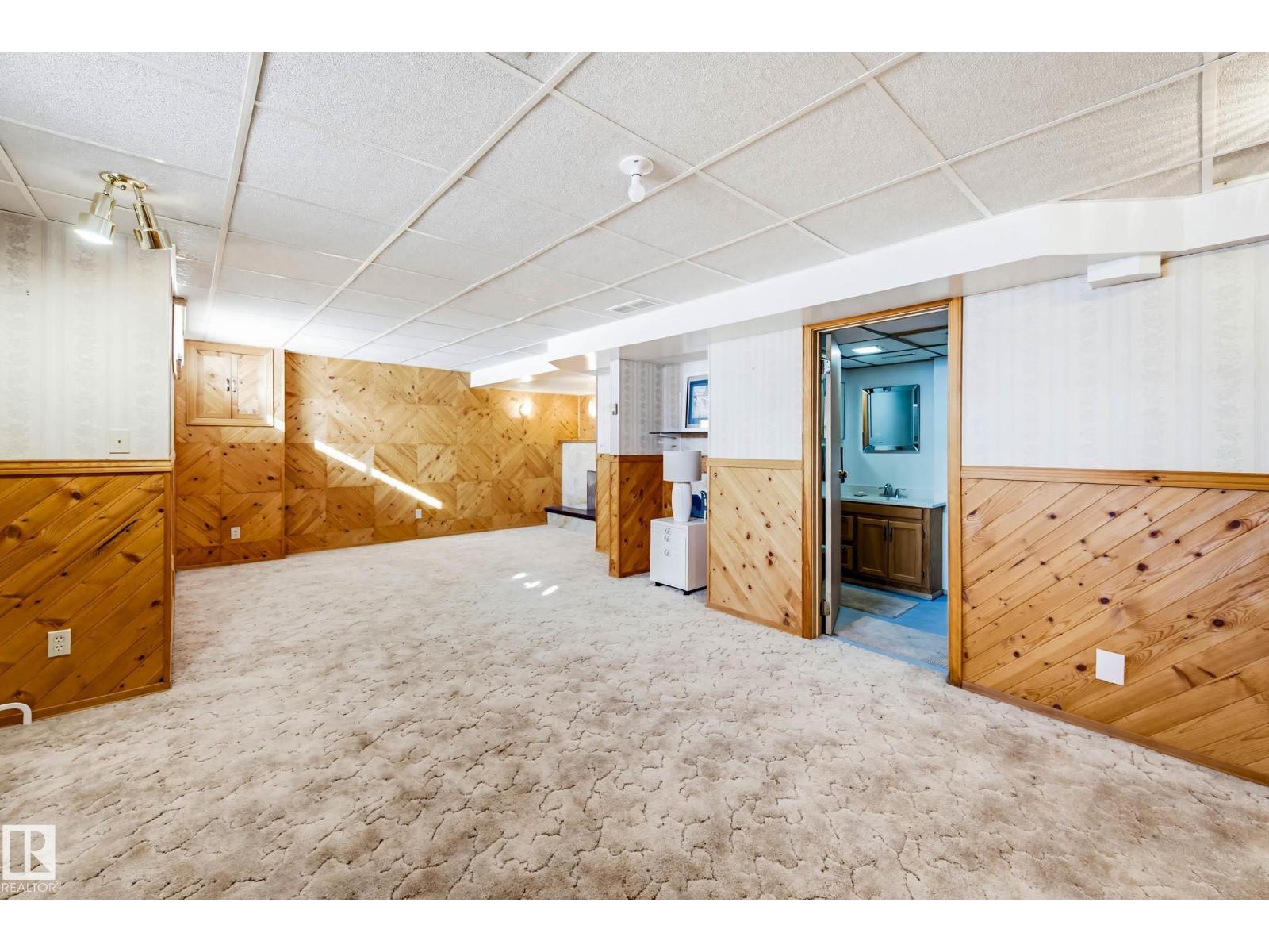 #41 903 109 ST NW NW - 23