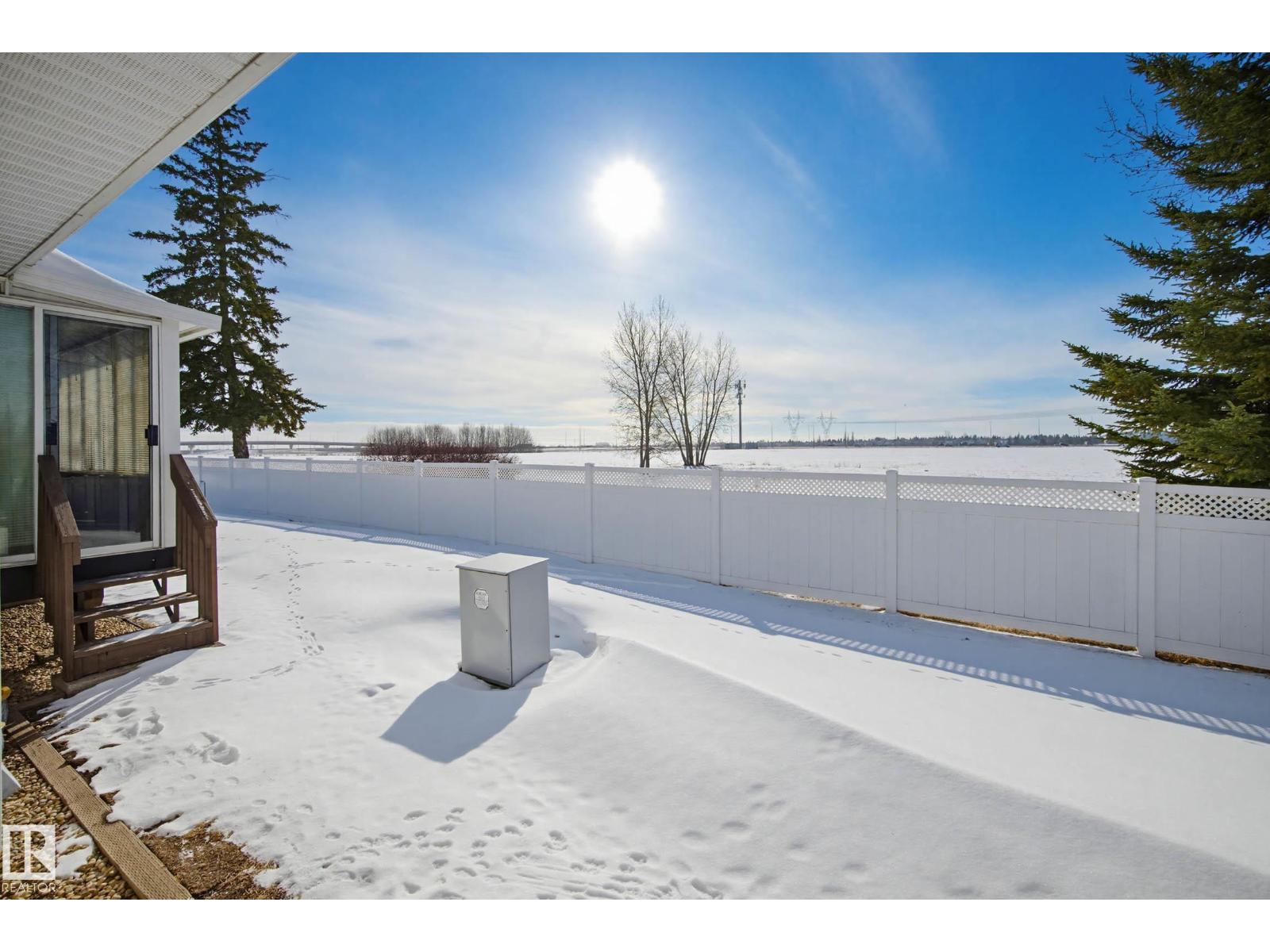 #41 903 109 ST NW NW - 30