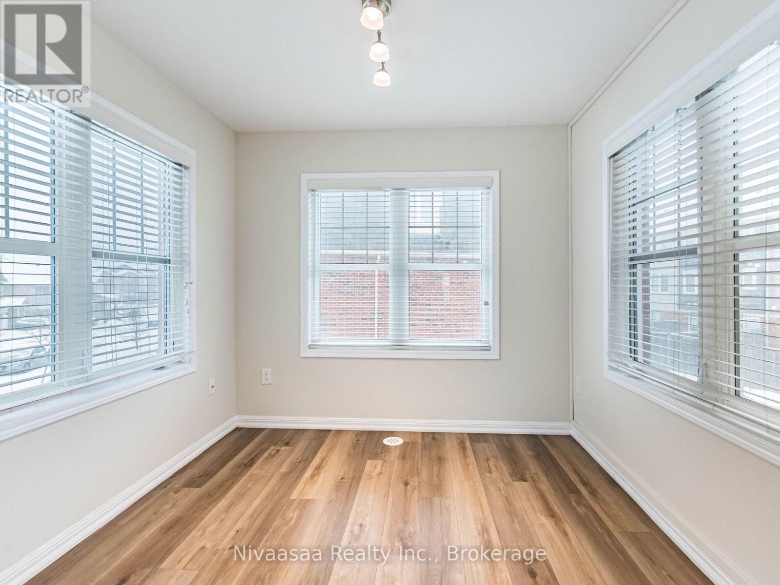 18 BETTERTON CRESCENT — photo 18