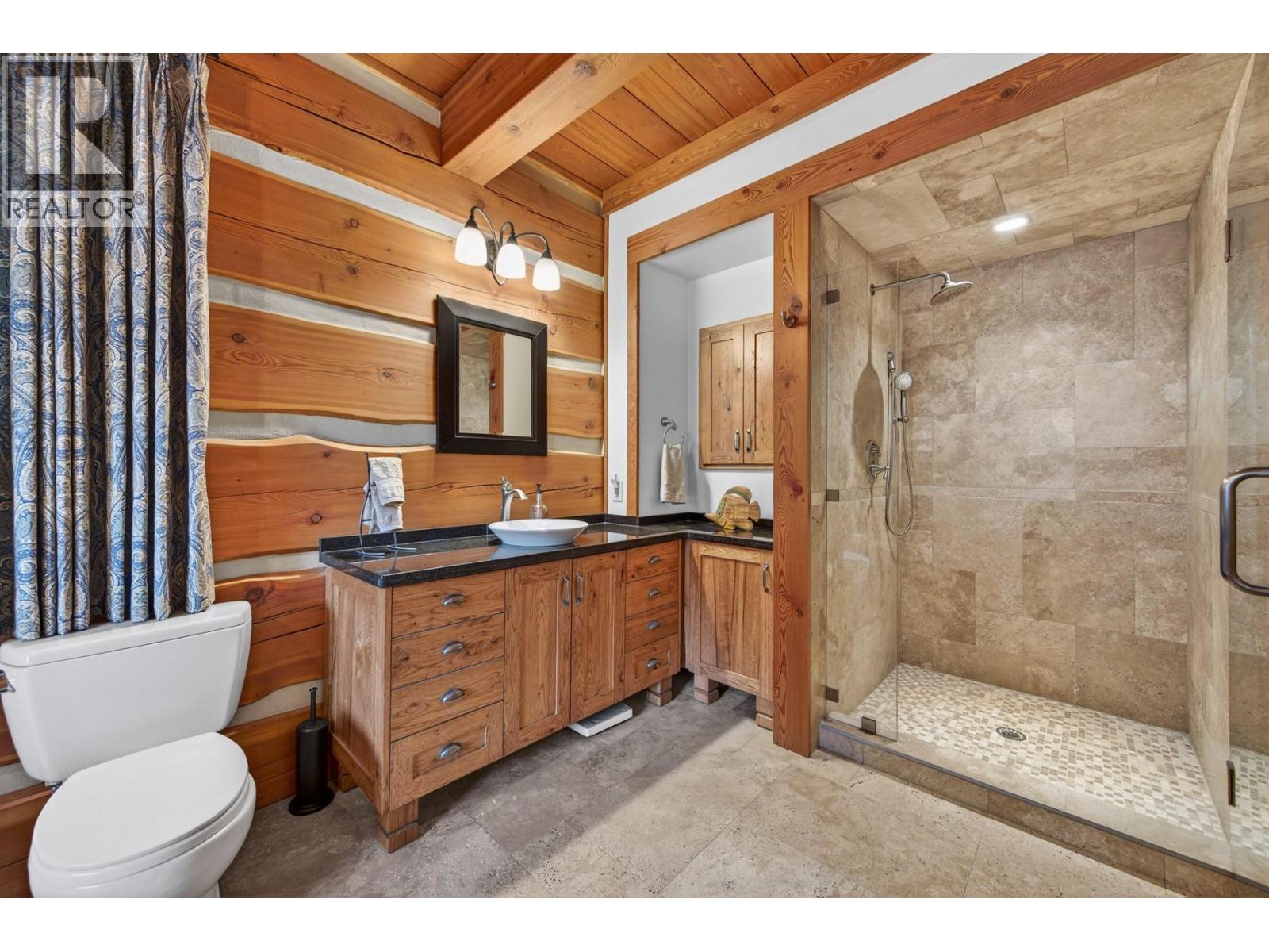 240 BUSBY Road, Merritt