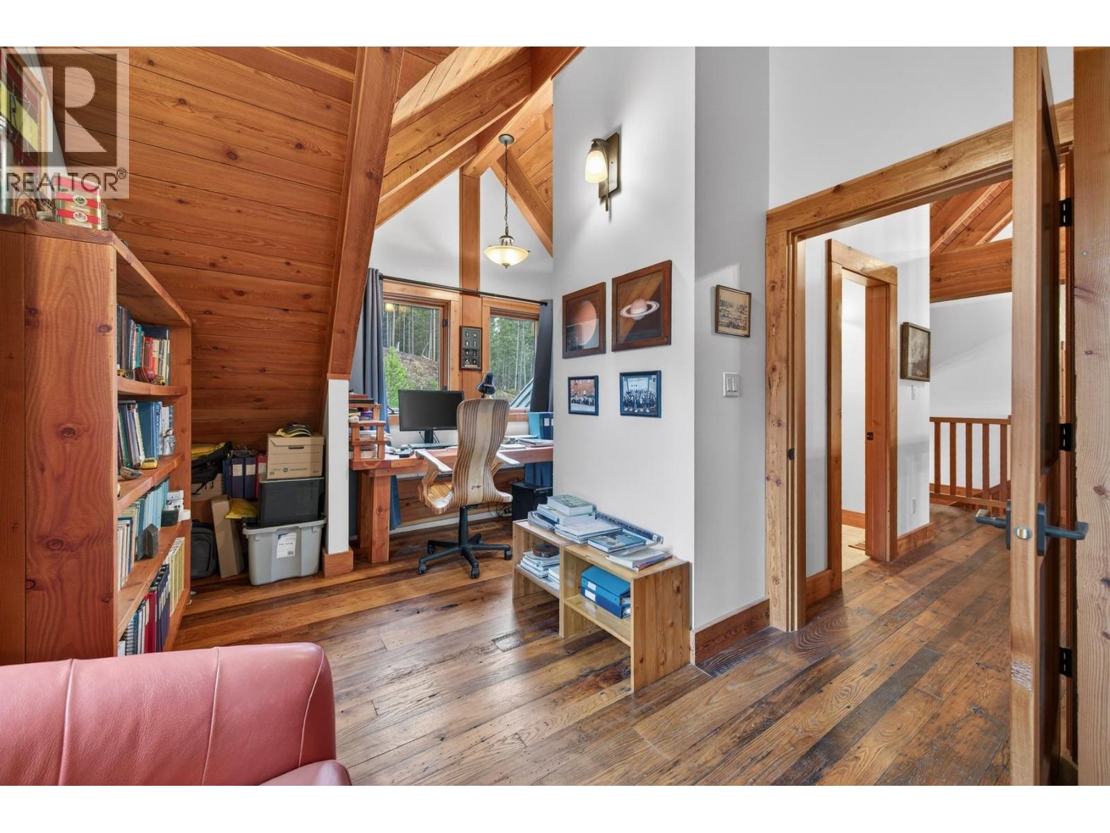 240 BUSBY Road, Merritt