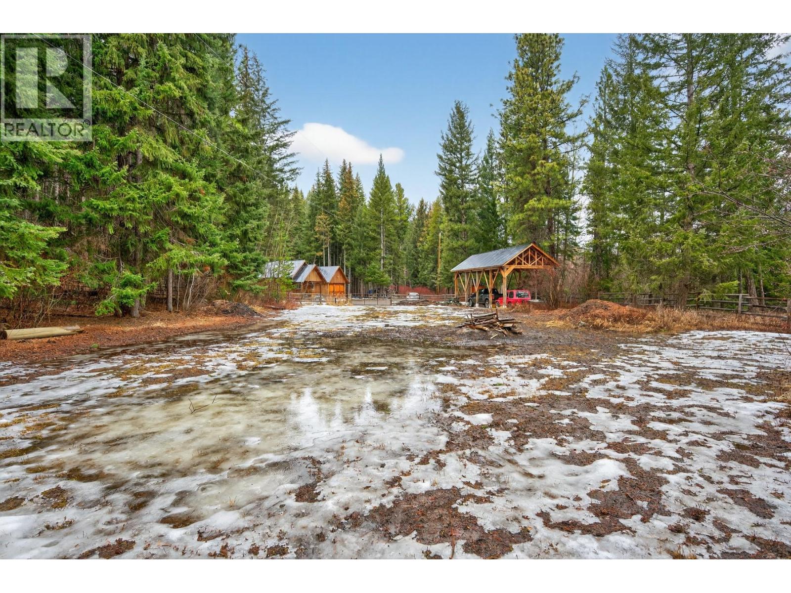 240 BUSBY Road, Merritt