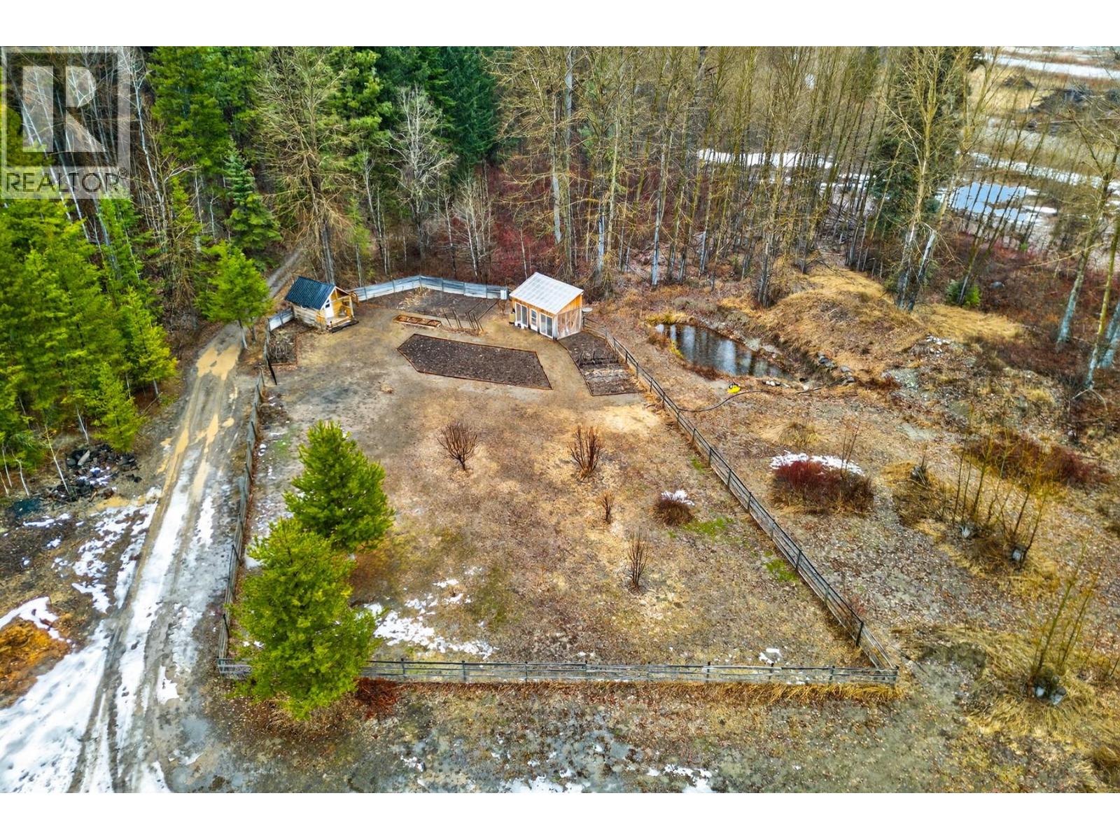 240 BUSBY Road, Merritt