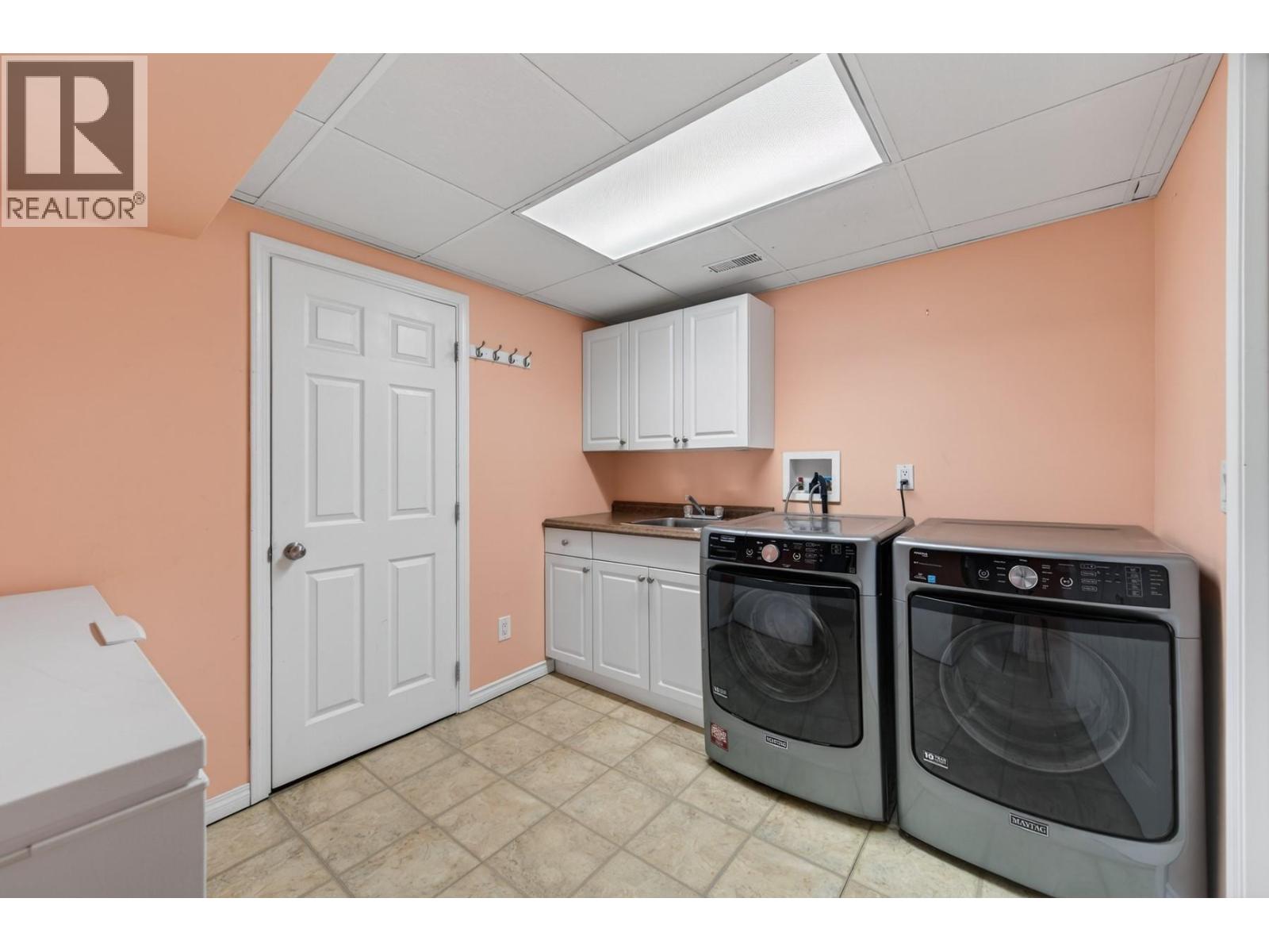 2351 Chapman Street, Merritt