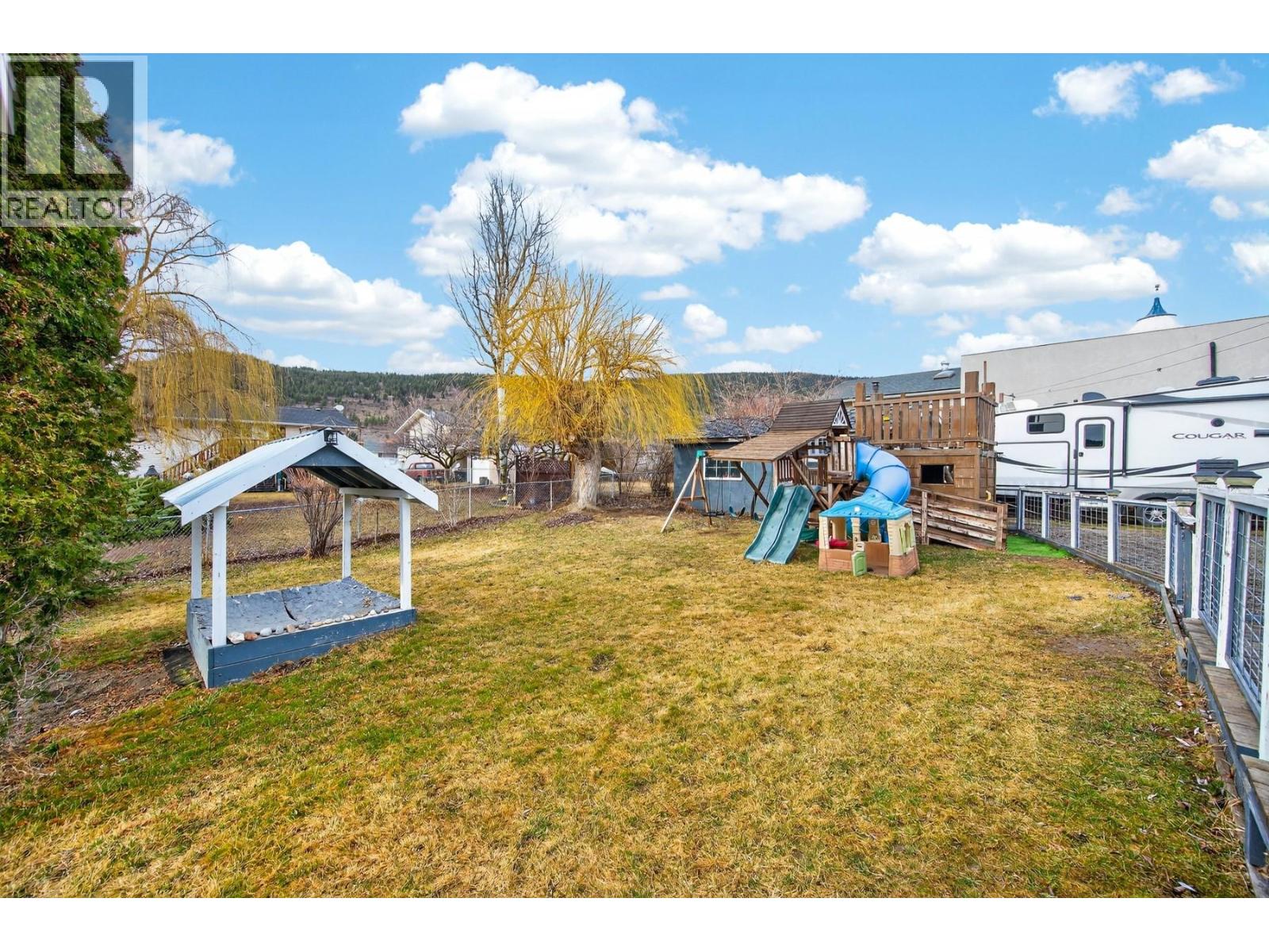 2351 Chapman Street, Merritt