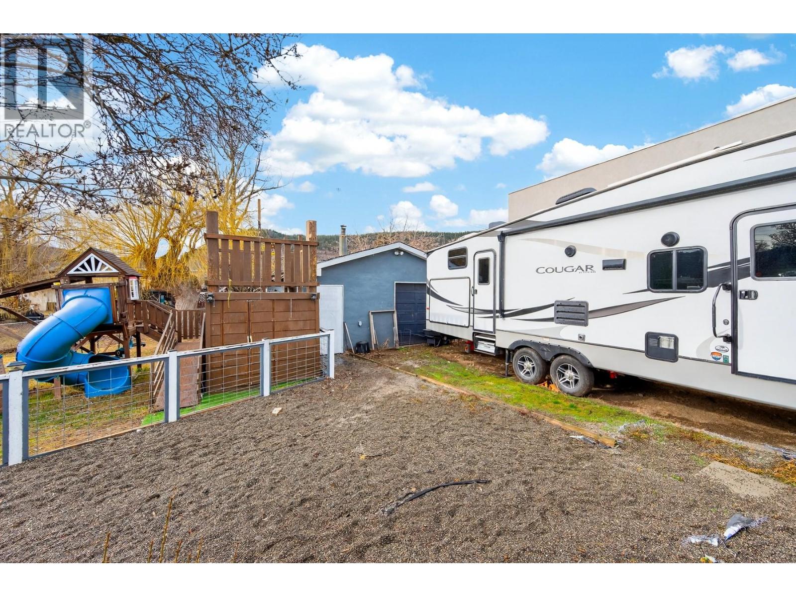 2351 Chapman Street, Merritt