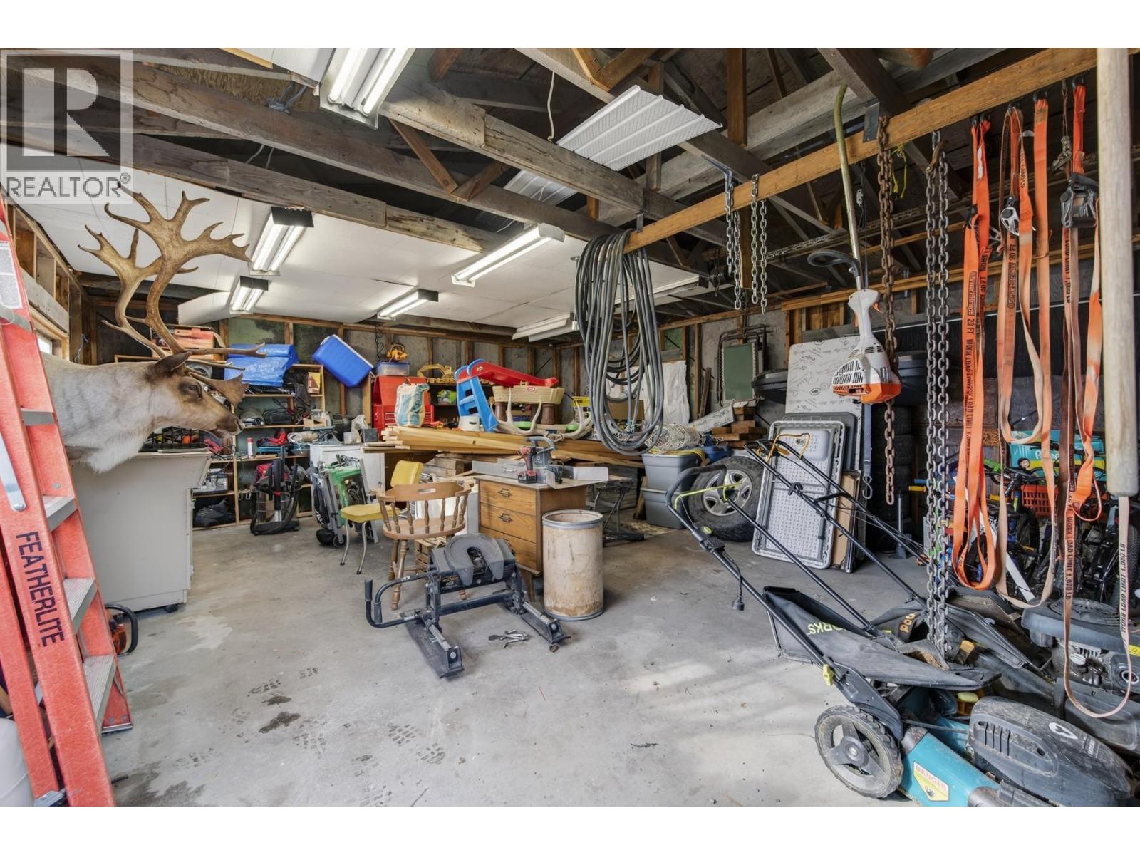 2351 Chapman Street - 56