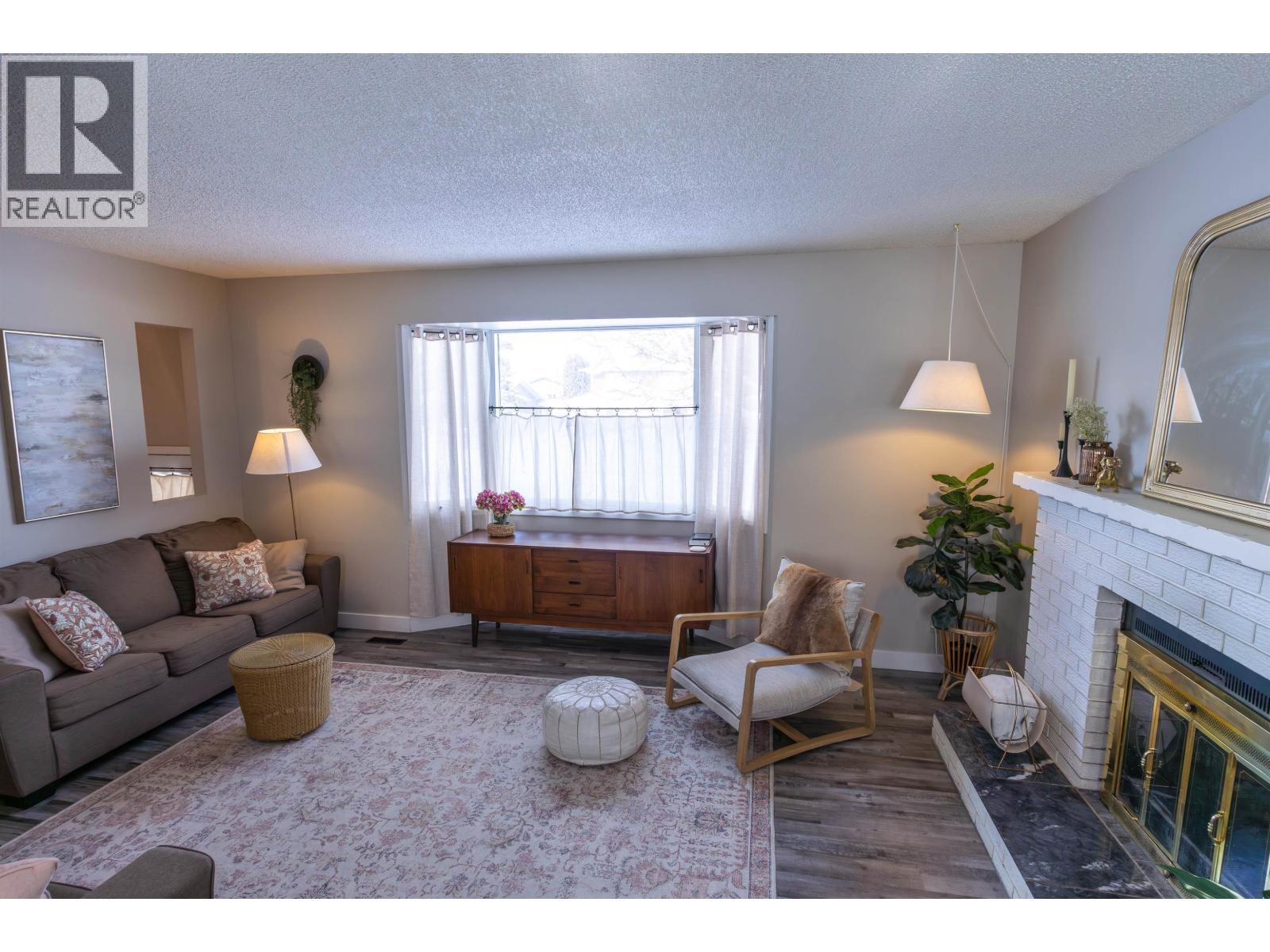 10511 113 AVENUE - 8