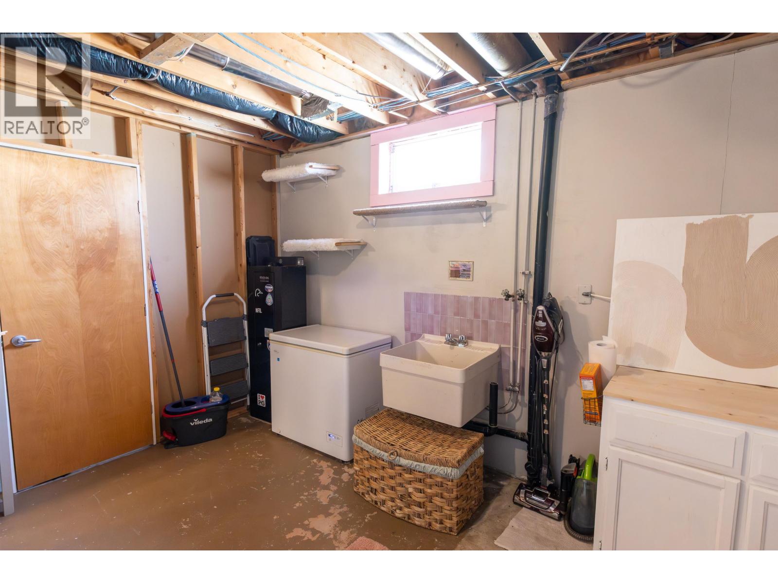 10511 113 AVENUE - 35